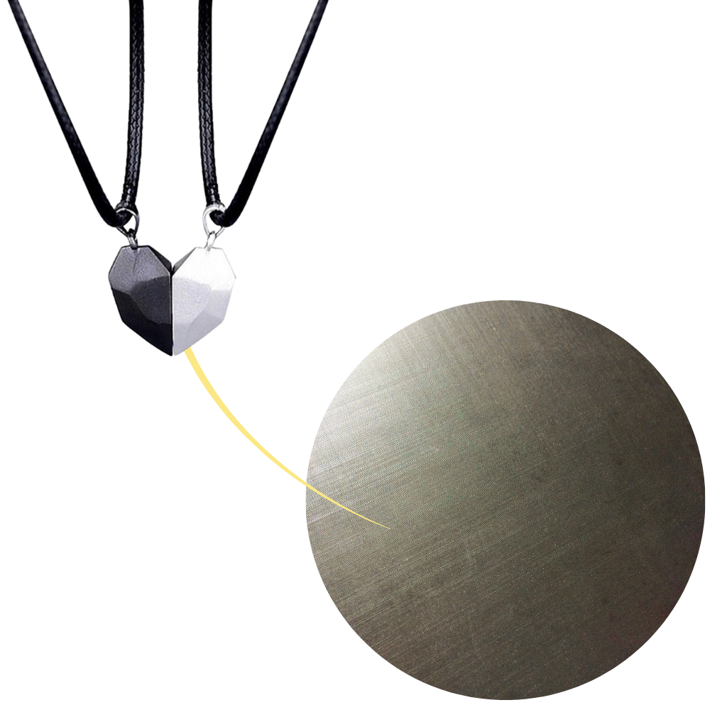 Pair of Magnetic Necklaces - Ozerty